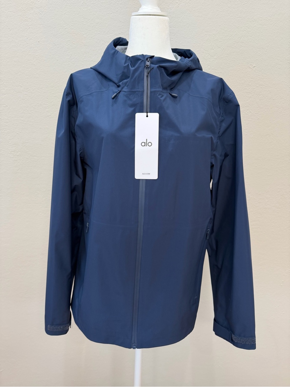 ALO Yoga Alpha Shell Jacket Navy Unisex S NWT Water Resistant Hooded M4200R